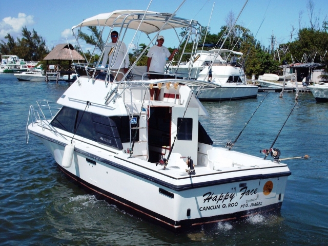 Yate de pesca deportiva 